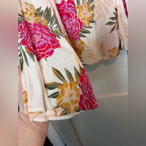 Billabong Floral Print Light it Up Off The Shoulder Top Crepe Boho Sz S - Picture 6 of 10